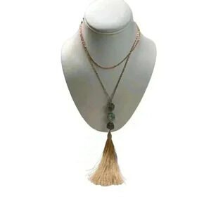 Silk & Stone Tassel 32" necklace goldtone chain cream beige boho Jewelry in Crea